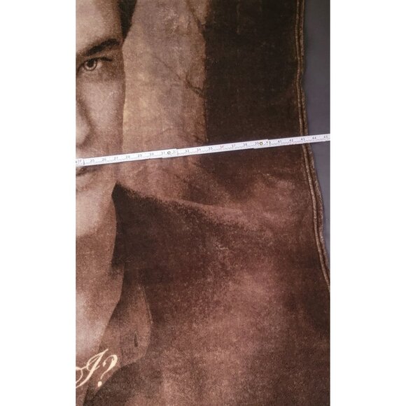 Official Twilight Saga New Moon Edward Fleece Throw - Picture 5 of 9